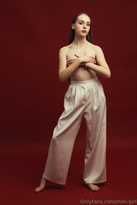 Mini Girl18 star hot gallery