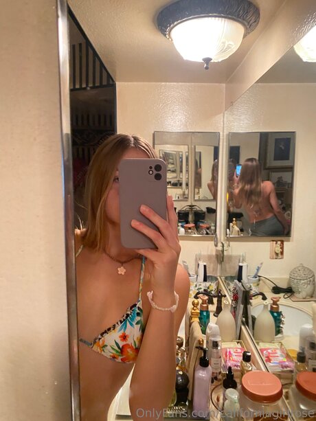 Californiagirlrose art actress gallery