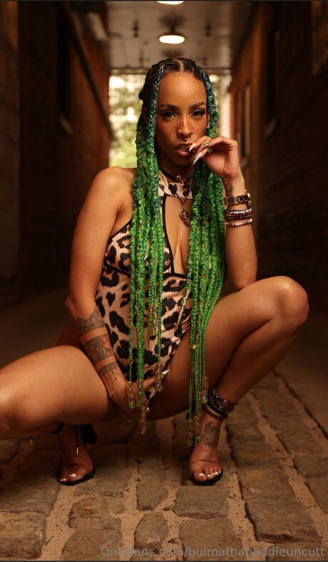 Bulmathabaddieuncutt star erotic archive