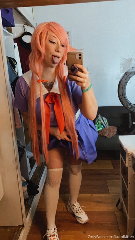 Kumikitten model naked photos