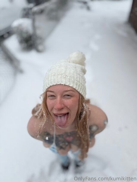 Kumikitten star nude photo