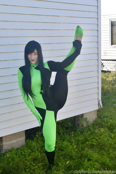 Kumikitten star top image