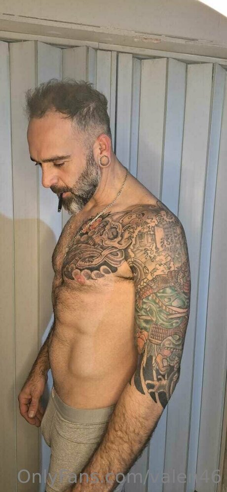 waitress onlyfans pretty gallery