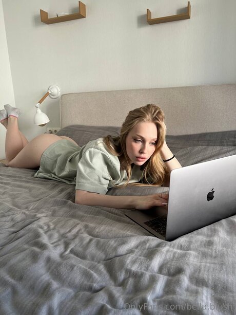 Bellabllush model exclusive archive