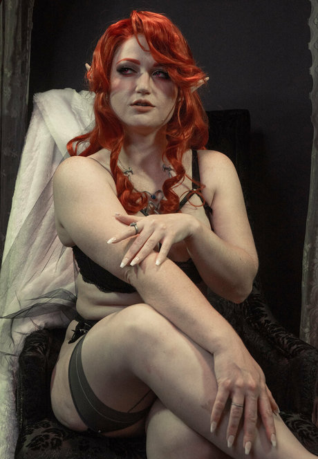 Termina Cosplay erotic model pictures