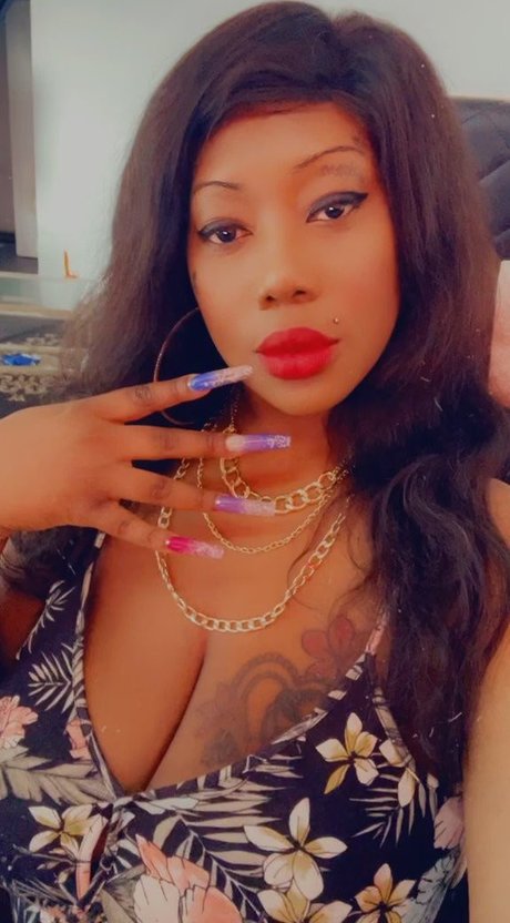 Cherrykuchixx star hot pics