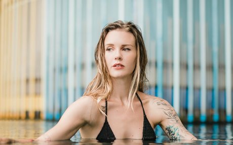 Piper CJ naked actress image