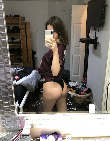 Kingkoraly pornstar xxx img