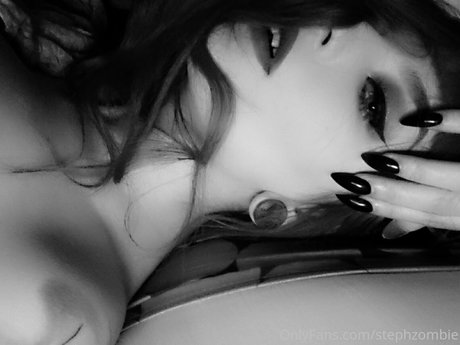 Glam Suicide hot star pics