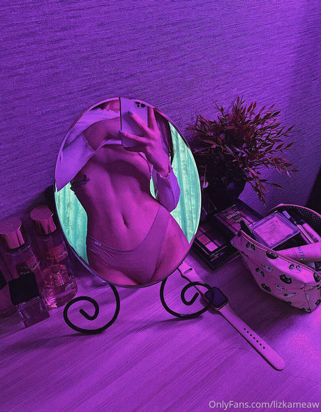 lizkameaw model porn pics