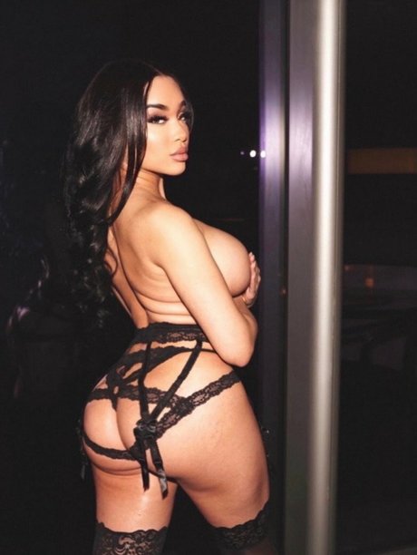 asian cheerleader onlyfans nude images