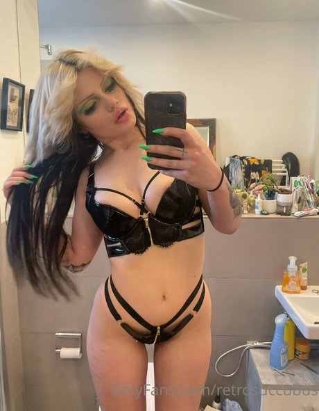 heavymetalmaniak model adult photo