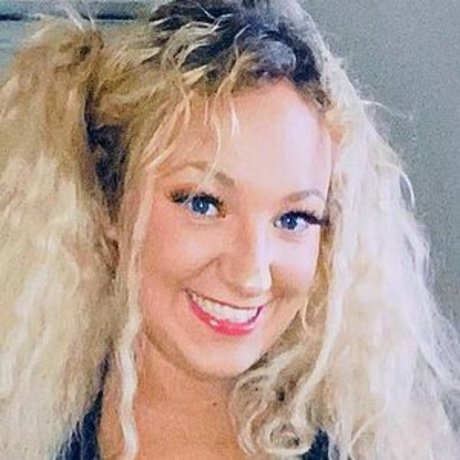 Kyleigh Schulz xxx pornstar pics