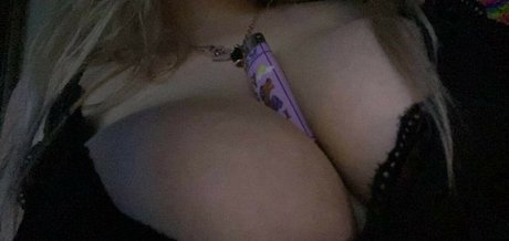 fitness body onlyfans adult picture