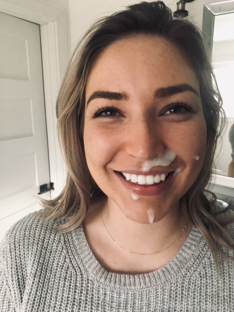 katonly18 model naked image