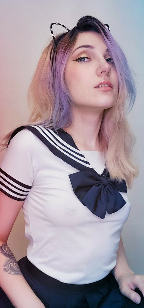 Aoi Hanna pornstar erotic photo