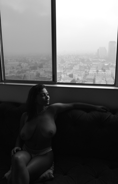 Heaven Sapphire Roque porn model image