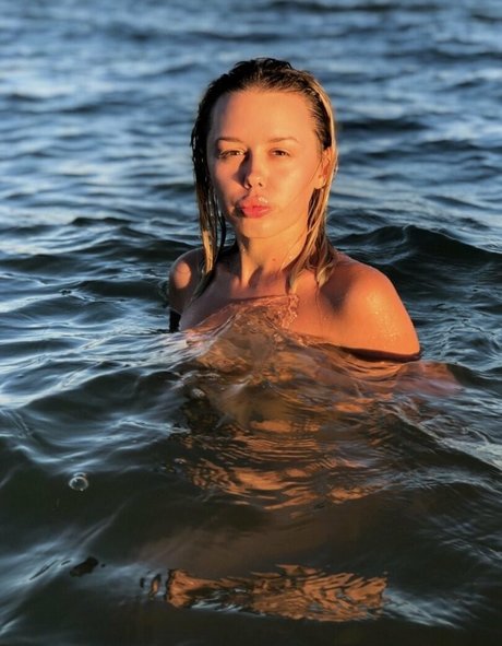 european onlyfans hot naked image