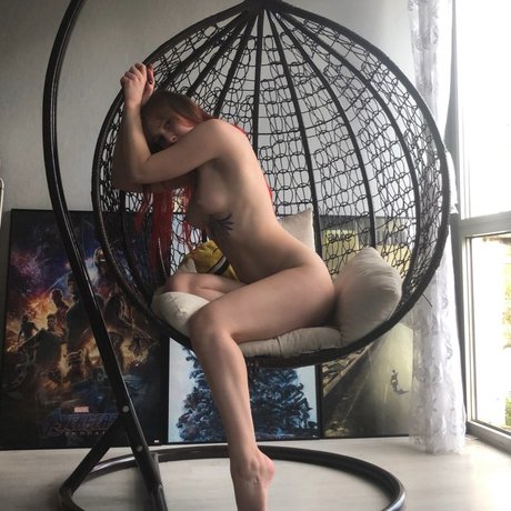 purplexjam exclusive model image