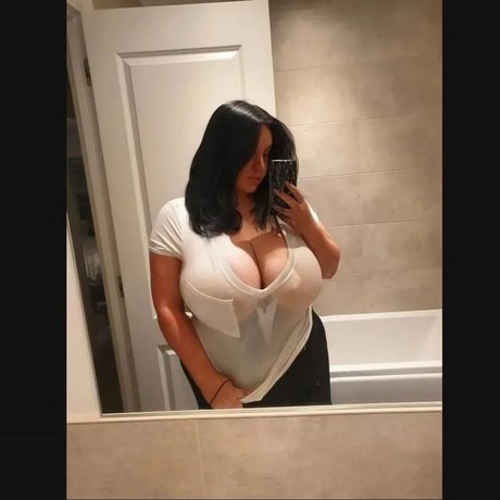 Bexxx__1 model hd pic