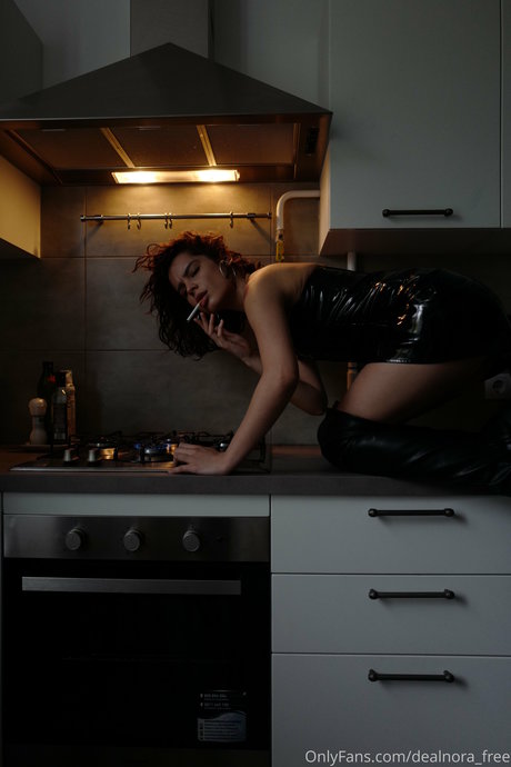 Dilnora top star pictures