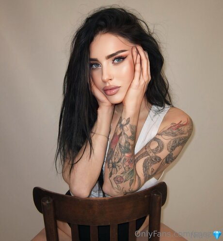 Ebonynia star nice photo