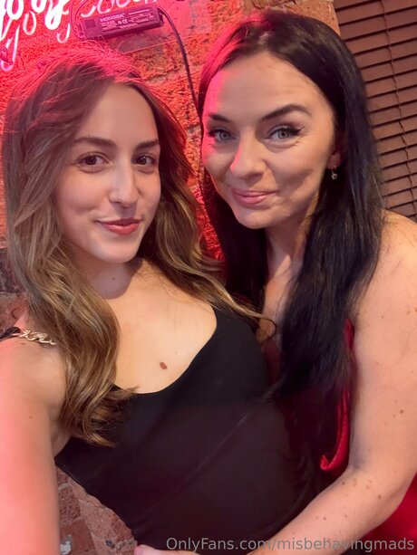 Misbehavingmads pornstar nude pictures