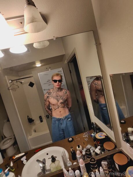 Icy Mikey888 star top galleries