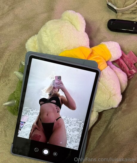 Luisakaiser pornstar top image