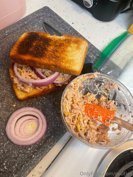 Cuuties star nudes pics