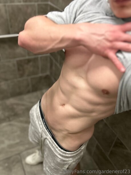 Gardenerof23 star free picture