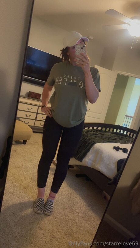 Starrelove69 model pretty images