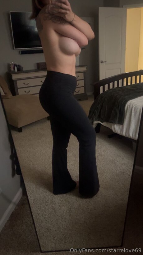 Starrelove69 sexy pornstar image