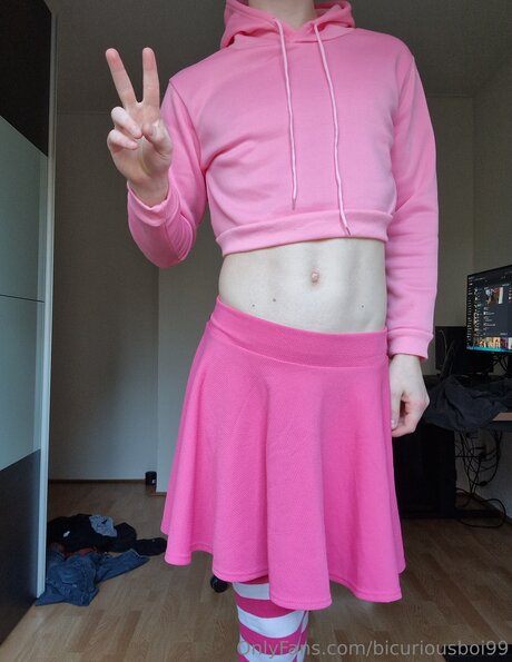 Bicuriousboi99 naked actress pics