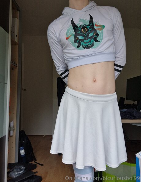 Bicuriousboi99 nice actress img