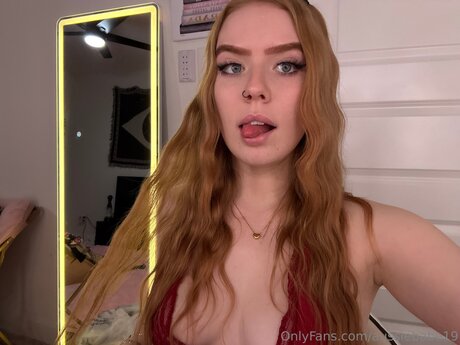 Aussiebabe19 pornstar art images