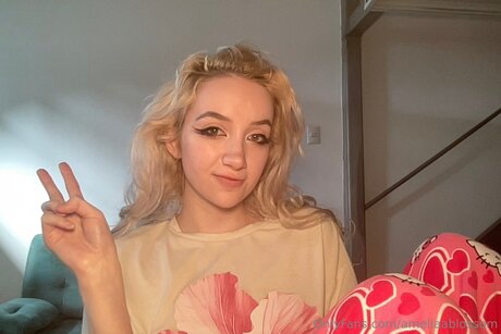 Ameliaablossom model nice pics