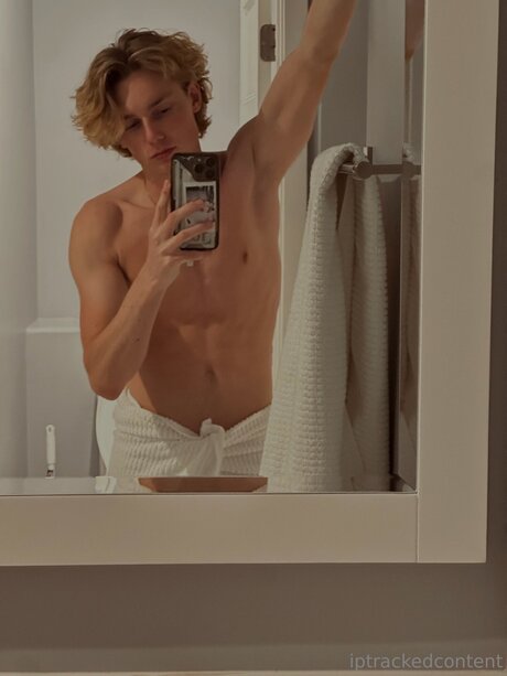 Imadrienagreste sex star image