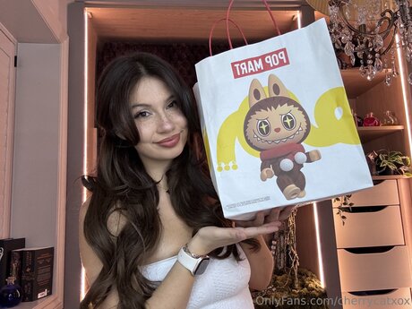 Cherrycatxox nudes star pics