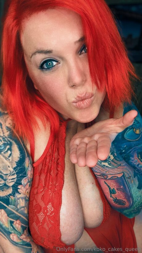 Koko Cakes Queen nudes model photos