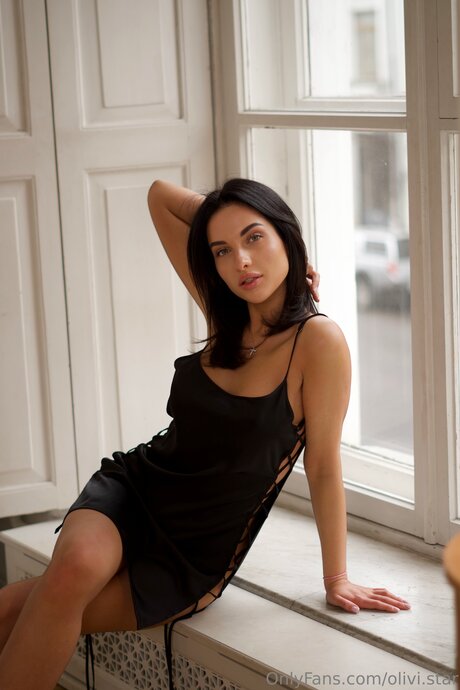 Olivi Star nude actress pic