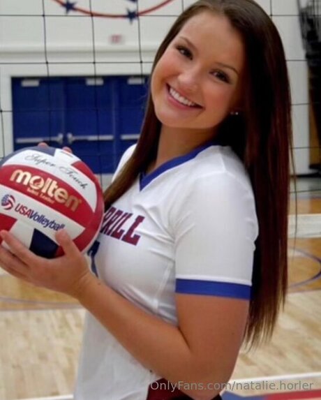 Natalie Horler star hd photo