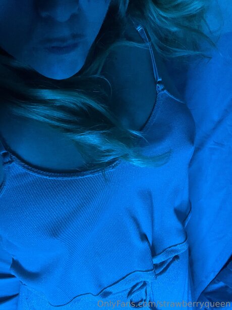 Strawberryqueen star perfect image