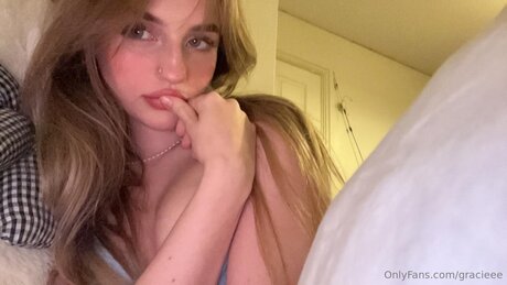 Gracieee perfect star picture