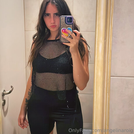 Angelinaroig nudes star pics