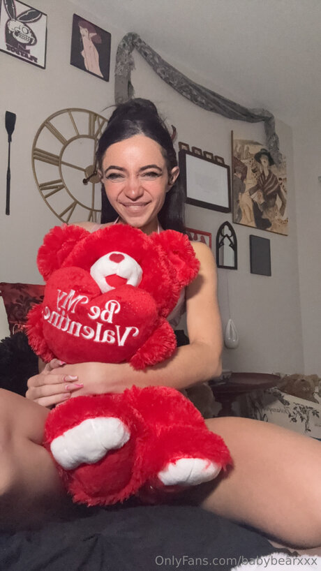 Babybearxxx erotic model photo