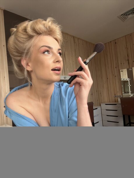 Dream Olivia Blair star exclusive galleries