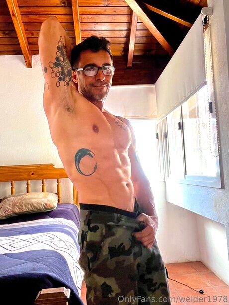 Welder1978 model xxx pics