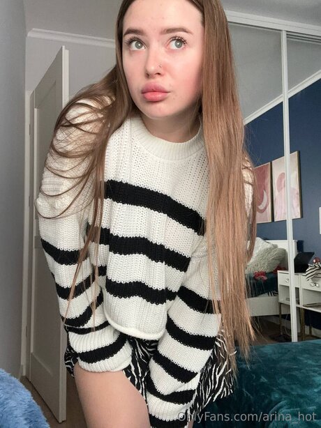 Arina Hot pornstar high quality pics