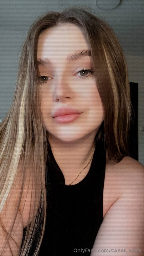 Arina Hot sexy model picture